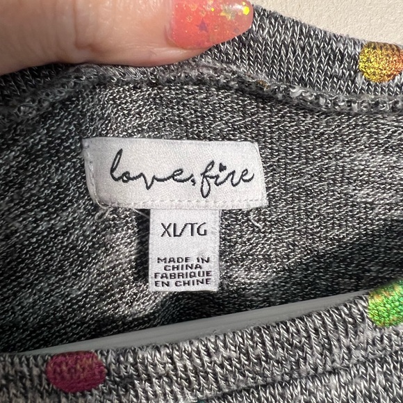 Love, Fire Girls XL Gray Multi-colored Polka dot High-low Brushed Knit Tee - Picture 5 of 7